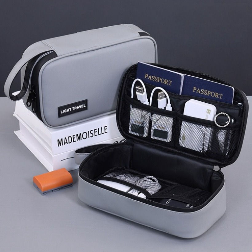 Travel Accessories Gadget - Tas Penyimpanan Gadget Digital Ringan dan