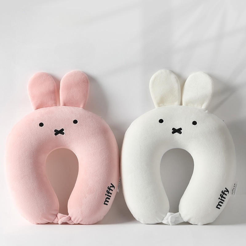 Travel Accessories Pillow - Lucu Laris Anime Miffy Telinga Kelinci