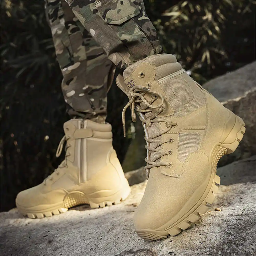Sepatu boot kulit asli antisel - Travel Accessories Gift Basket ulasan dan harga