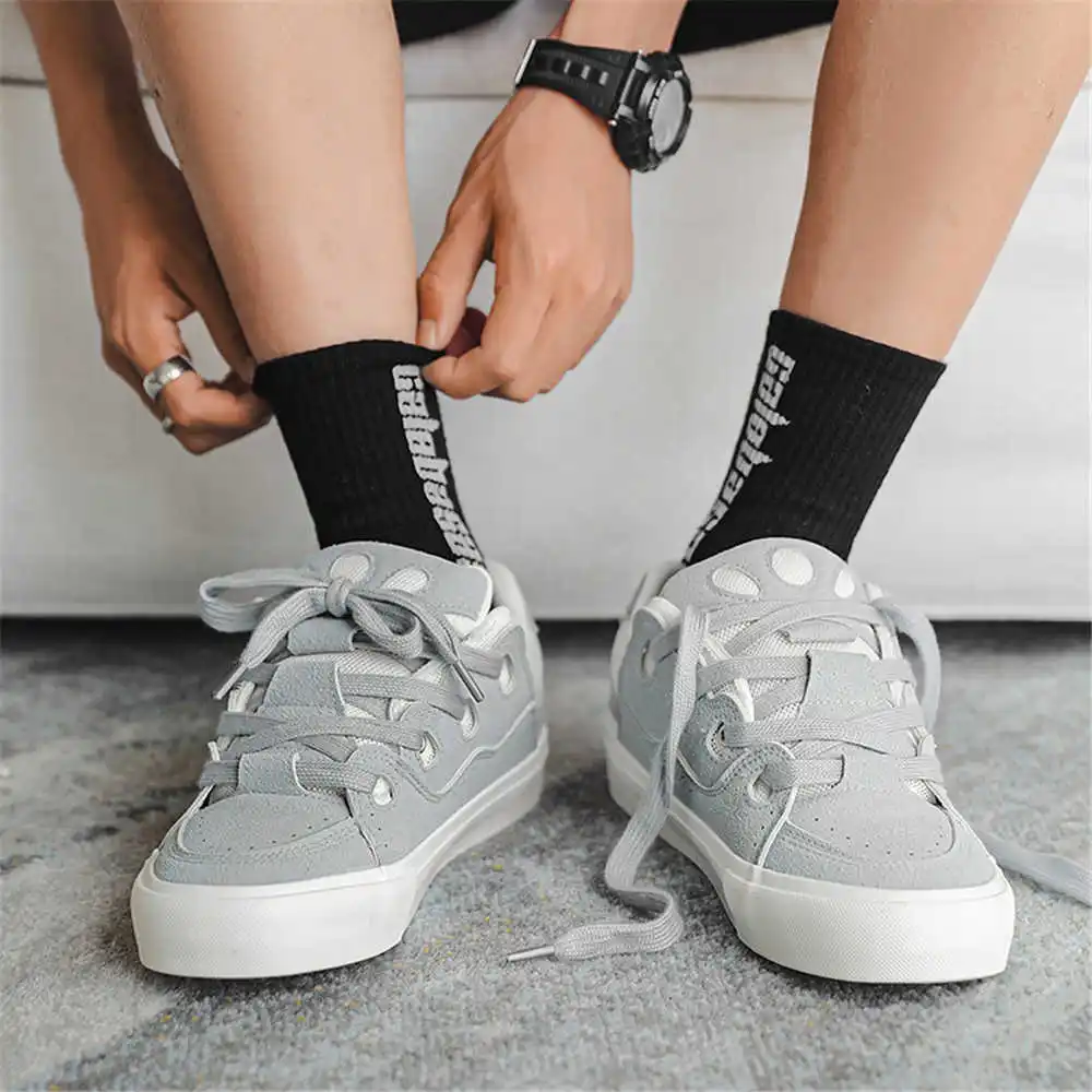 Sepatu bot krem wanita, dengan - Travel Accessories Gift Basket ulasan dan harga